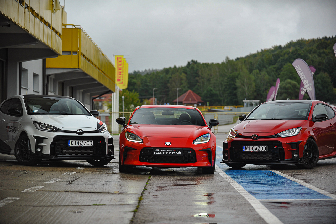 Fot. Michał Kondrowski RallyArt.pl GR Yaris, GR Yaris i jeszcze raz GR Yaris - dominacja Toyoty na Torze Kielce