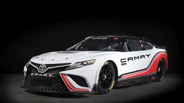 Oto nowa Toyota Camry do wyścigów NASCAR. Największe zmiany w serii od 50 lat.