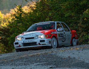 Marek Suder i Marcin Kowalik (Ford Sierra Cosworth 4x4) na trasie 47. Rajdu Koszyc (fot. Jakub Rozmus)