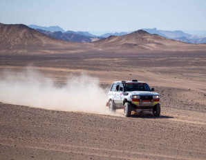 1. Michał Horodeński Arkadiusz Sałaciński Toyota Land Cruiser HDJ80 Rajd Dakar Classic 2024 Fot. TOYOTA TEAM CLASSIC