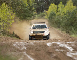 Robert Kufel i Michał Marczewski - Ford Ranger T1 ULTIMATE